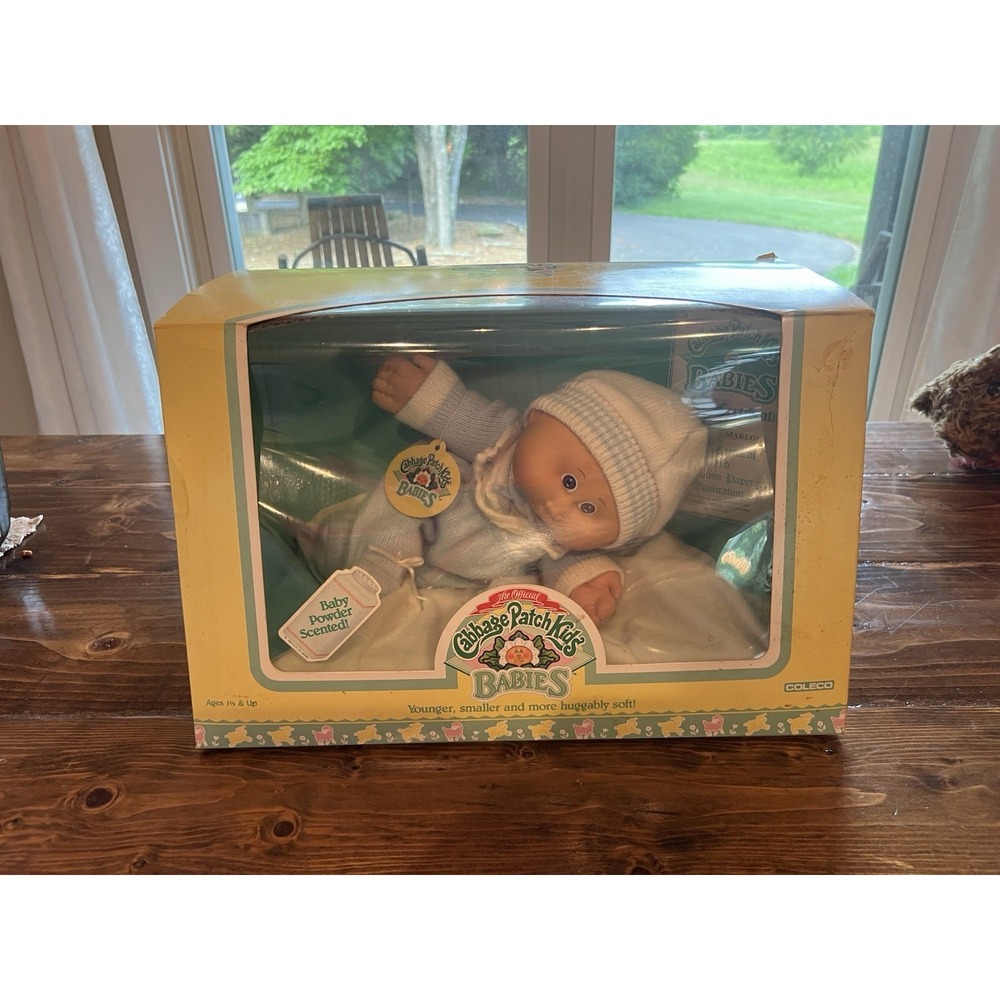 VTG Cabbage Patch Kids BABIES - Baby Power Scented w/ Birth Cert